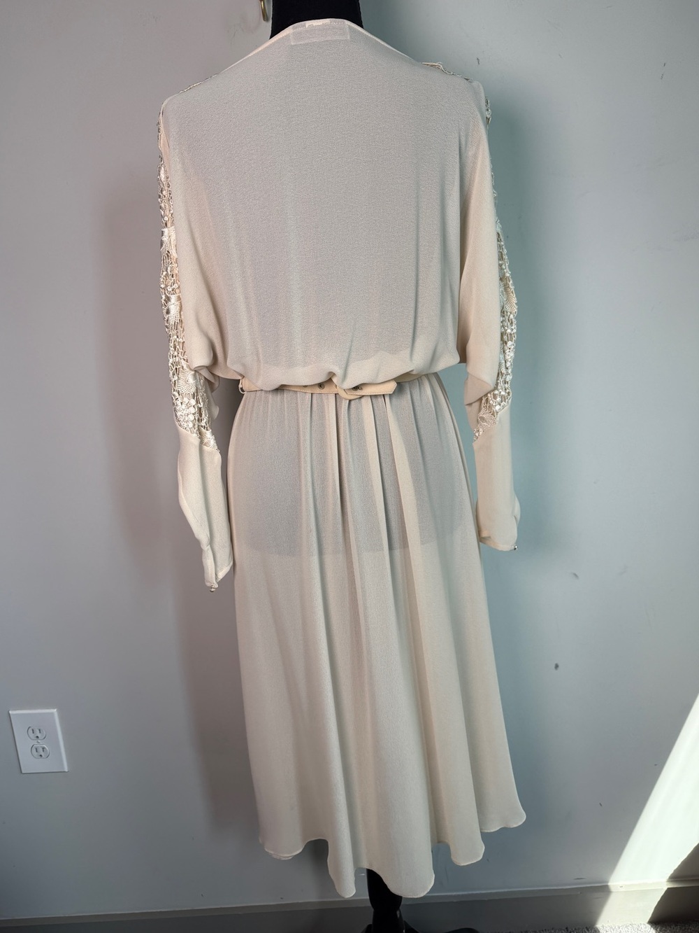 Casadei Vintage Ivory Crochet Lace Blouson Dress w/ Belt - M - Picture 6 of 10